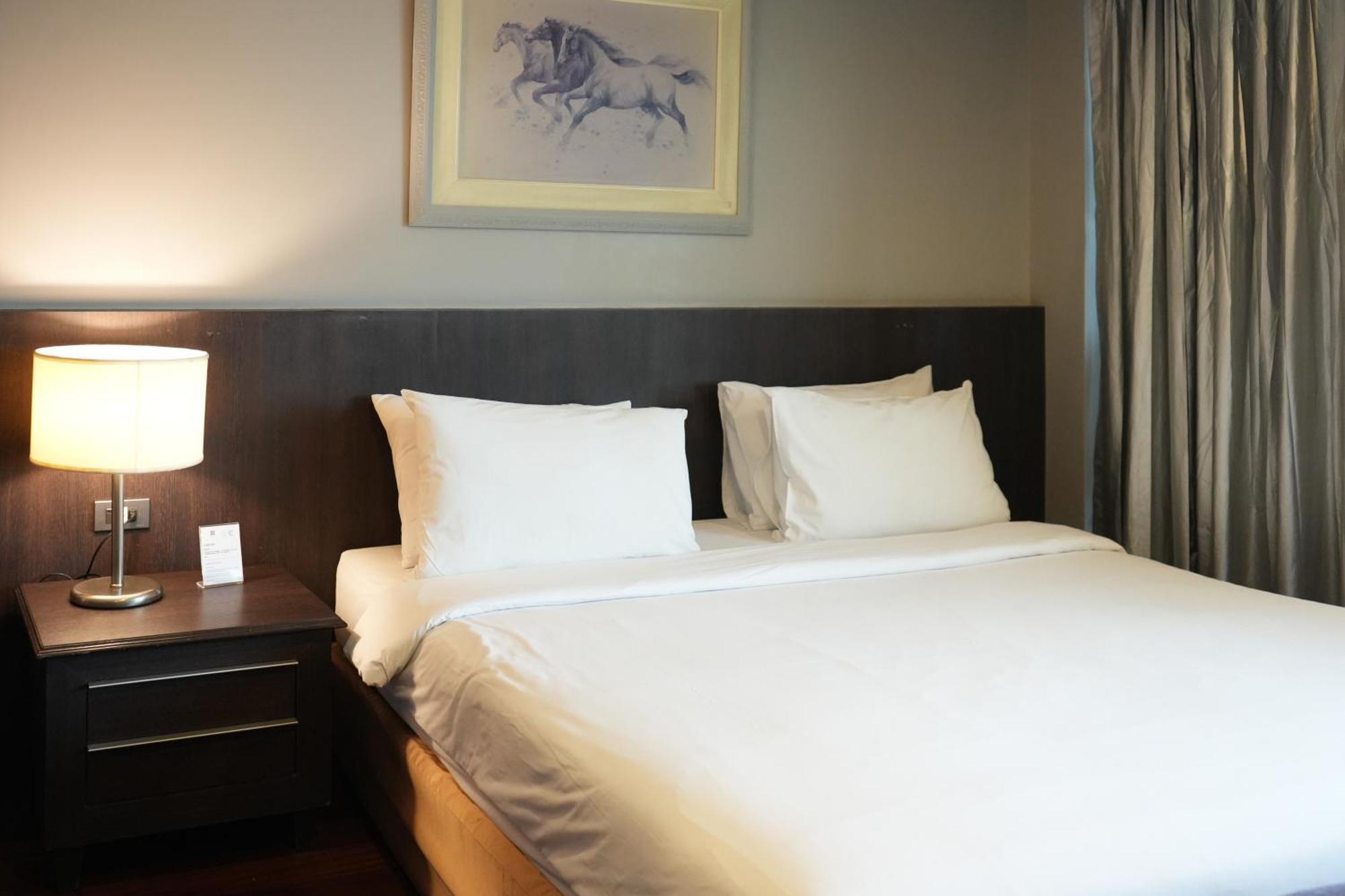 Royal Suite Hotel Bangkok Kültér fotó