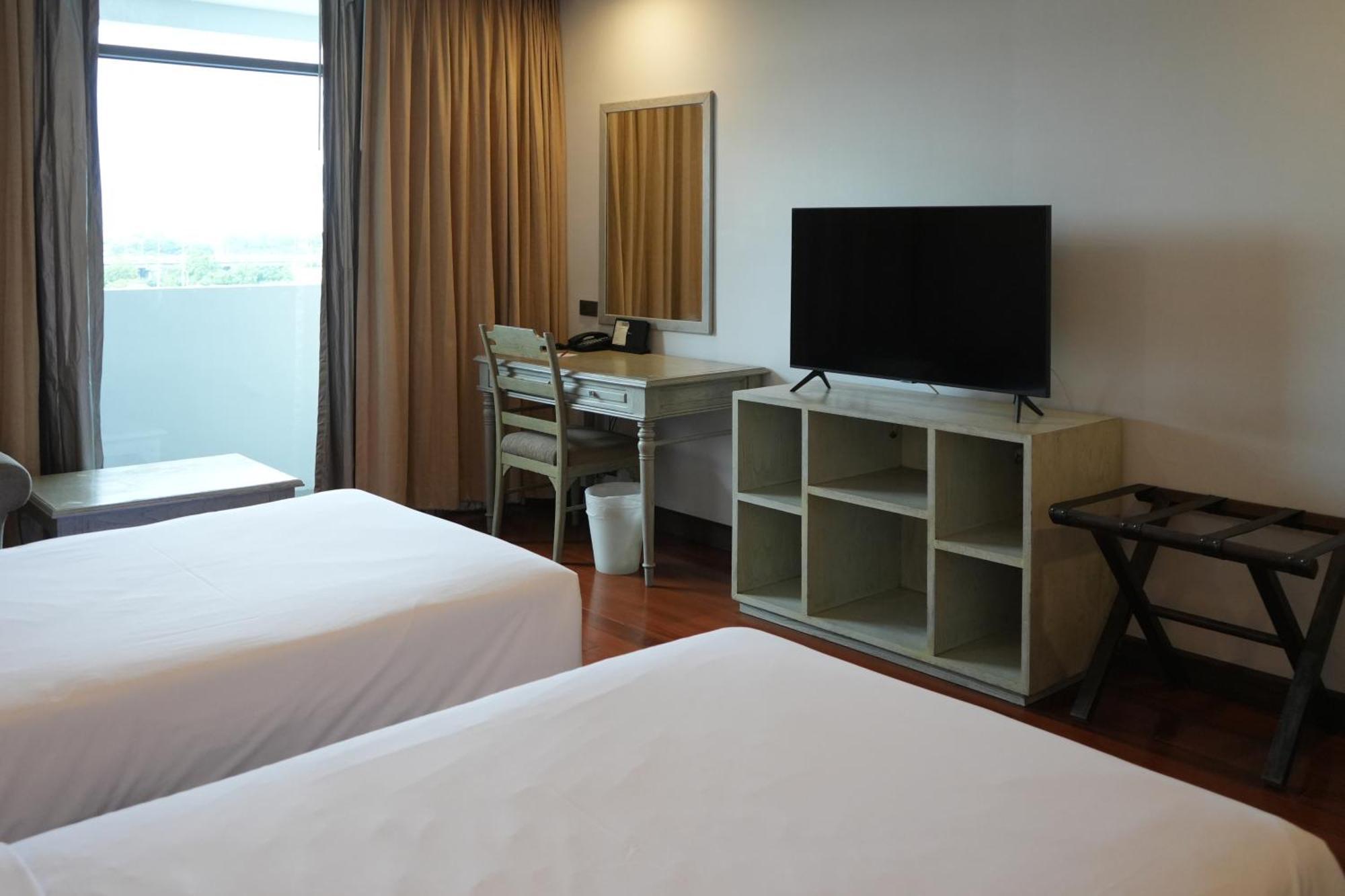 Royal Suite Hotel Bangkok Kültér fotó