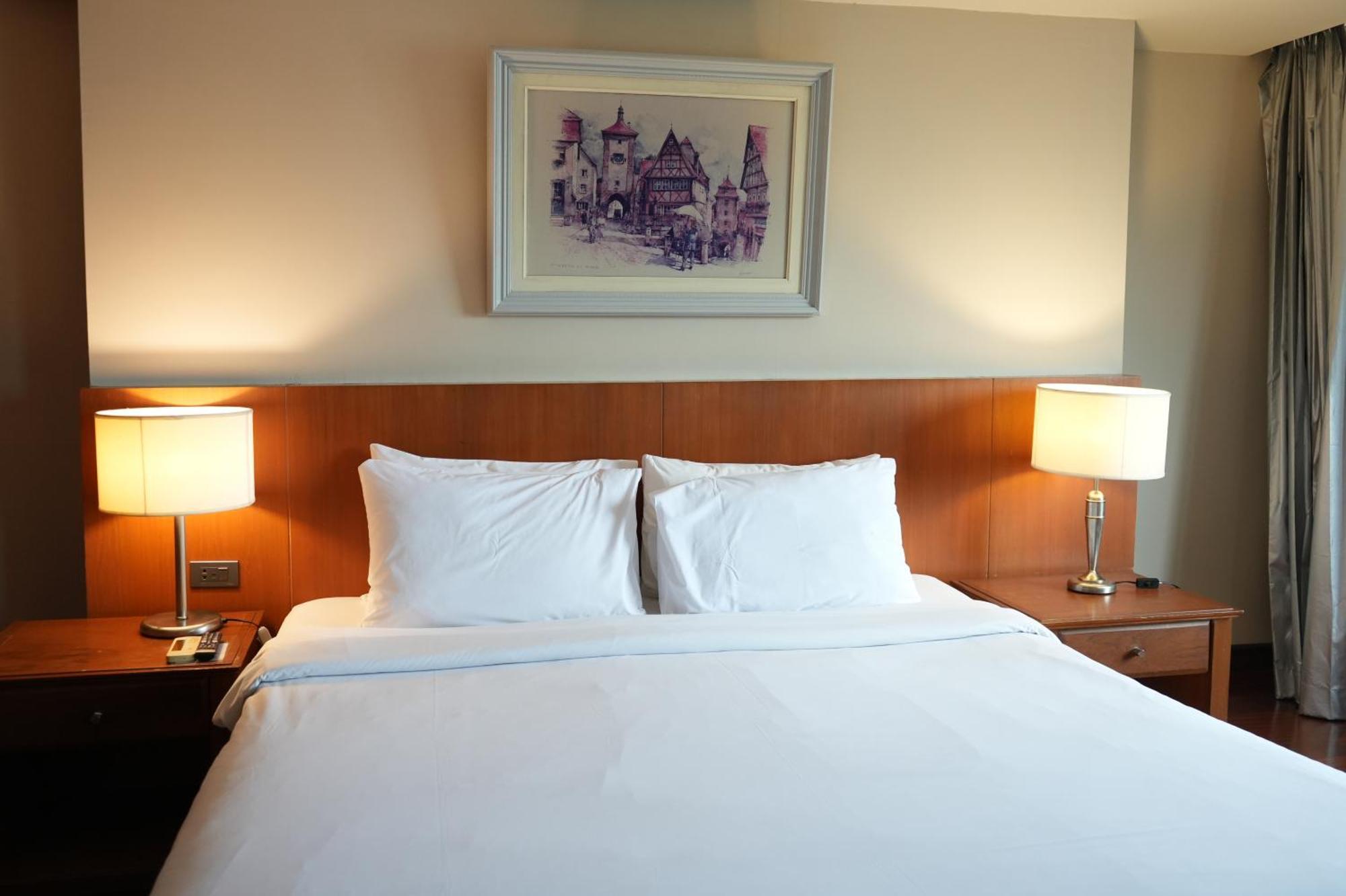 Royal Suite Hotel Bangkok Kültér fotó