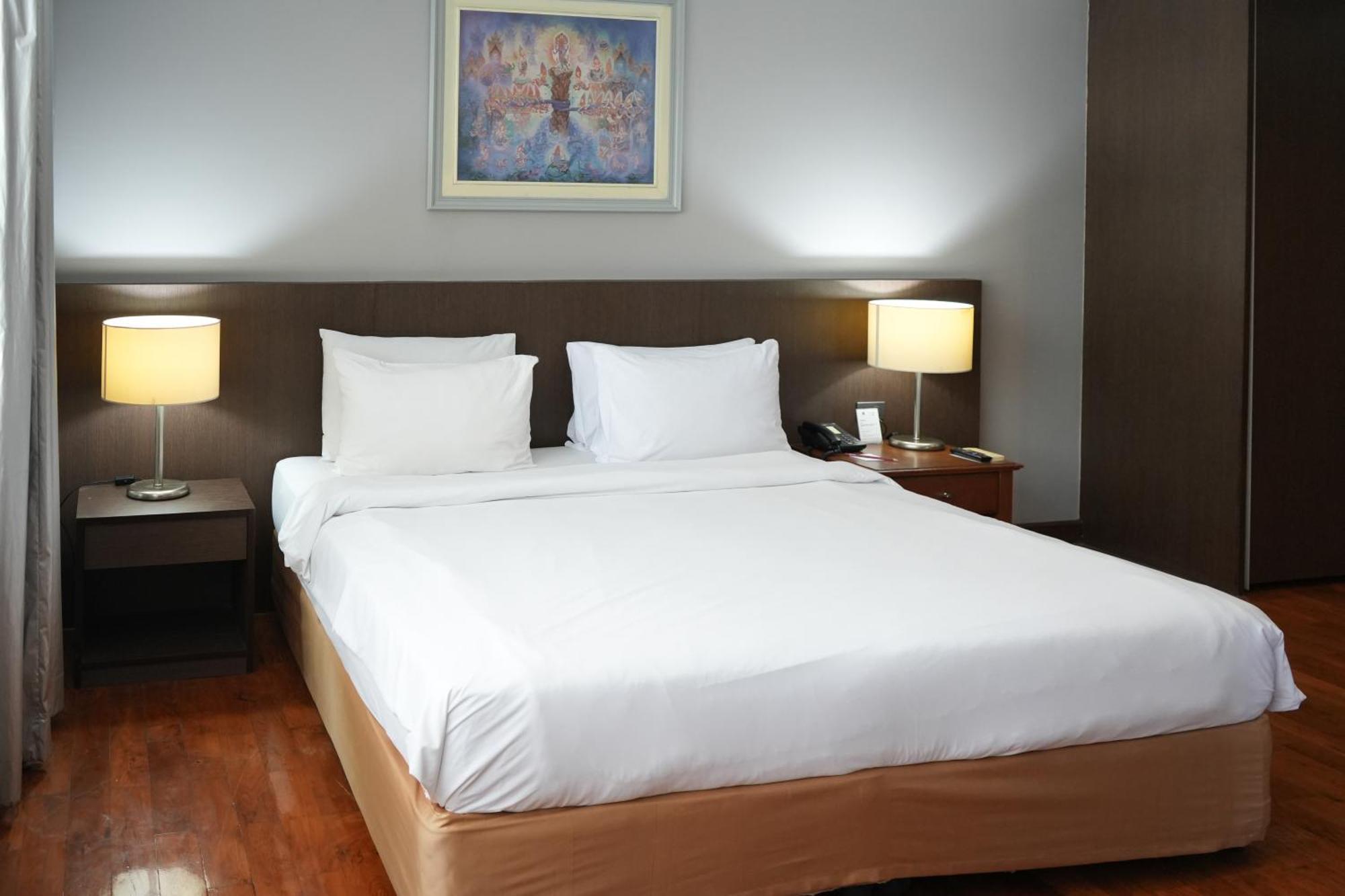 Royal Suite Hotel Bangkok Kültér fotó