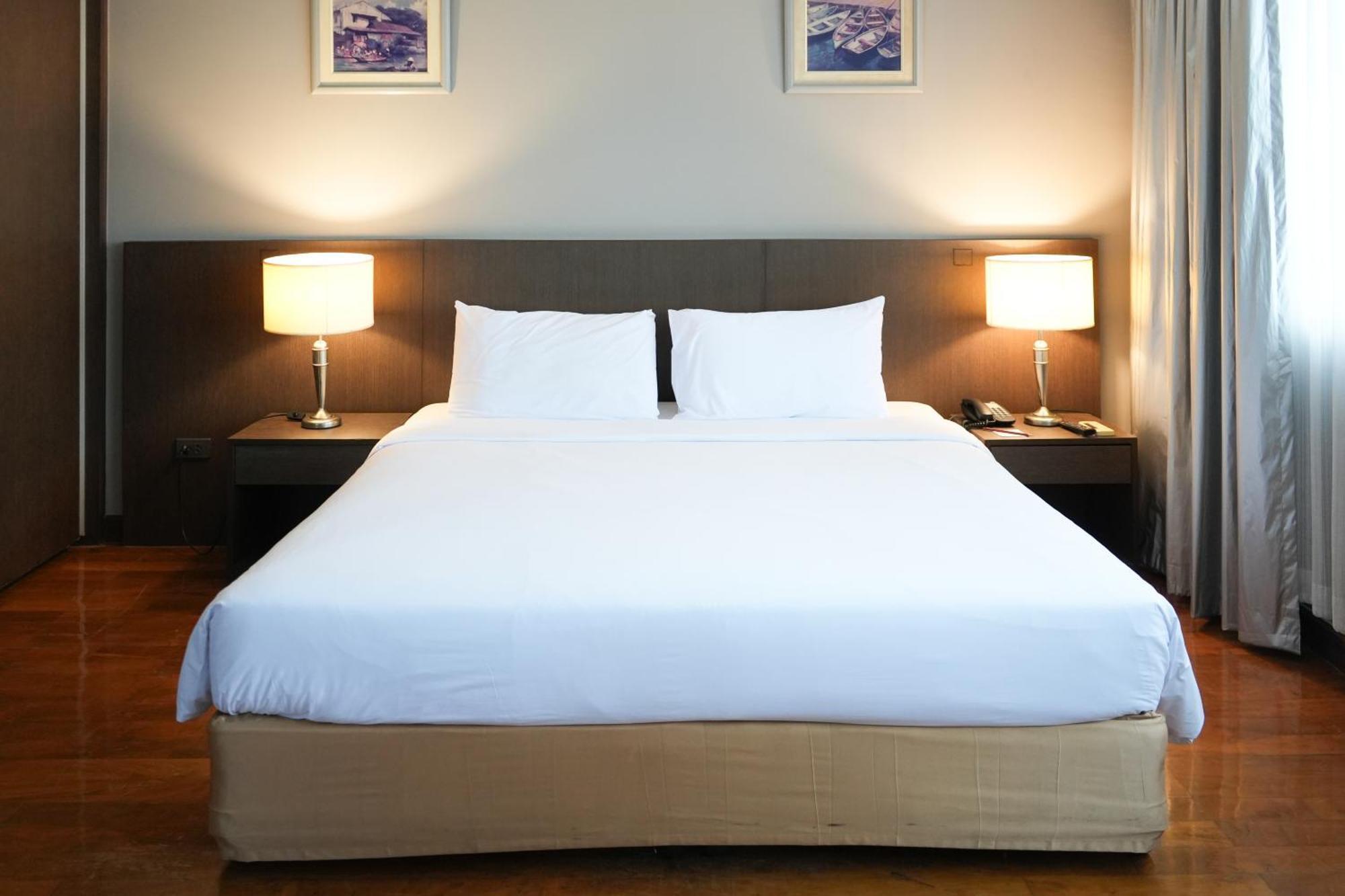 Royal Suite Hotel Bangkok Kültér fotó