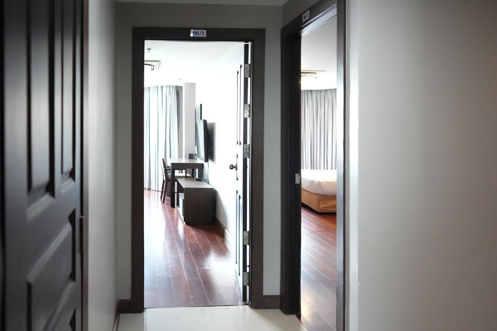Royal Suite Hotel Bangkok Kültér fotó